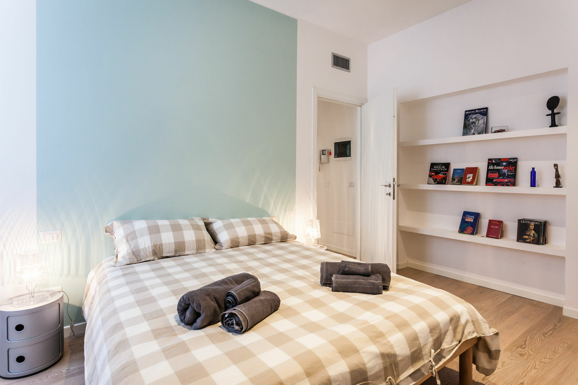 Porta Romana Suite Милан Экстерьер фото